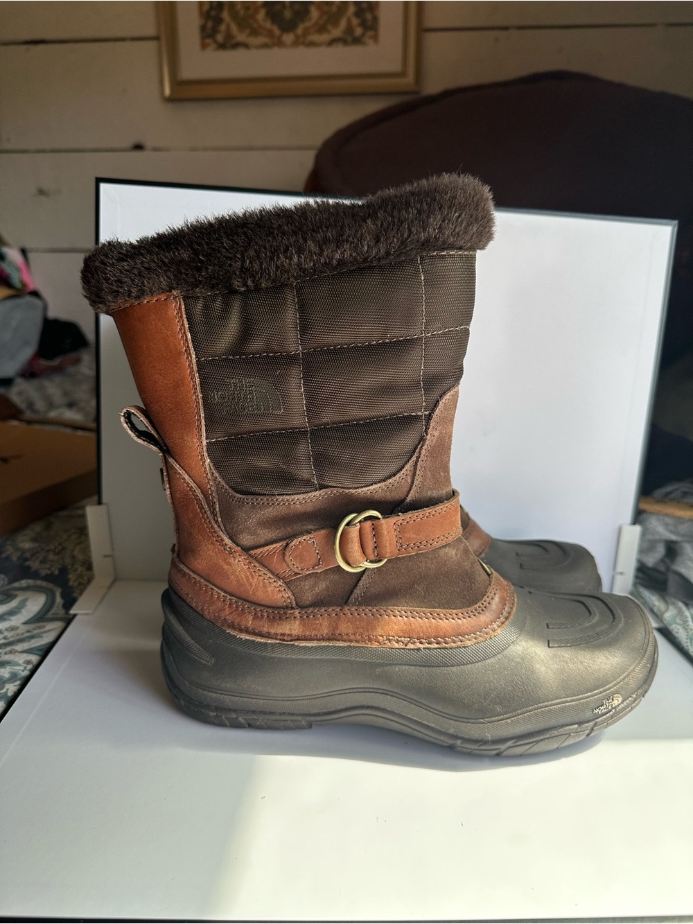The North Face Chilkat III Waterproof Pull-On Boots 8.5